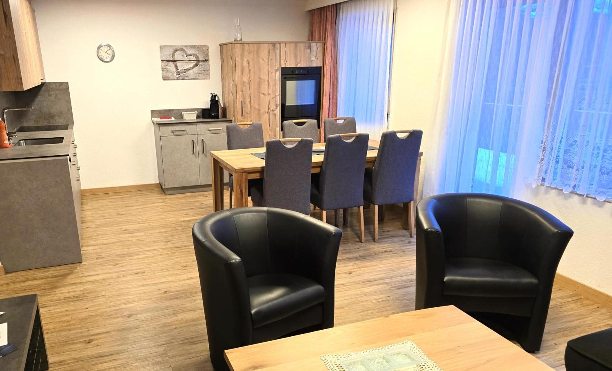 Ferienhaus Adonis Saas-Grund Pokoj fotografie