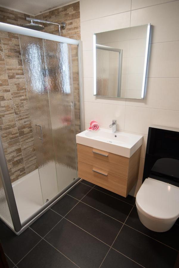 Ferienhaus Adonis Saas-Grund Exteriér fotografie